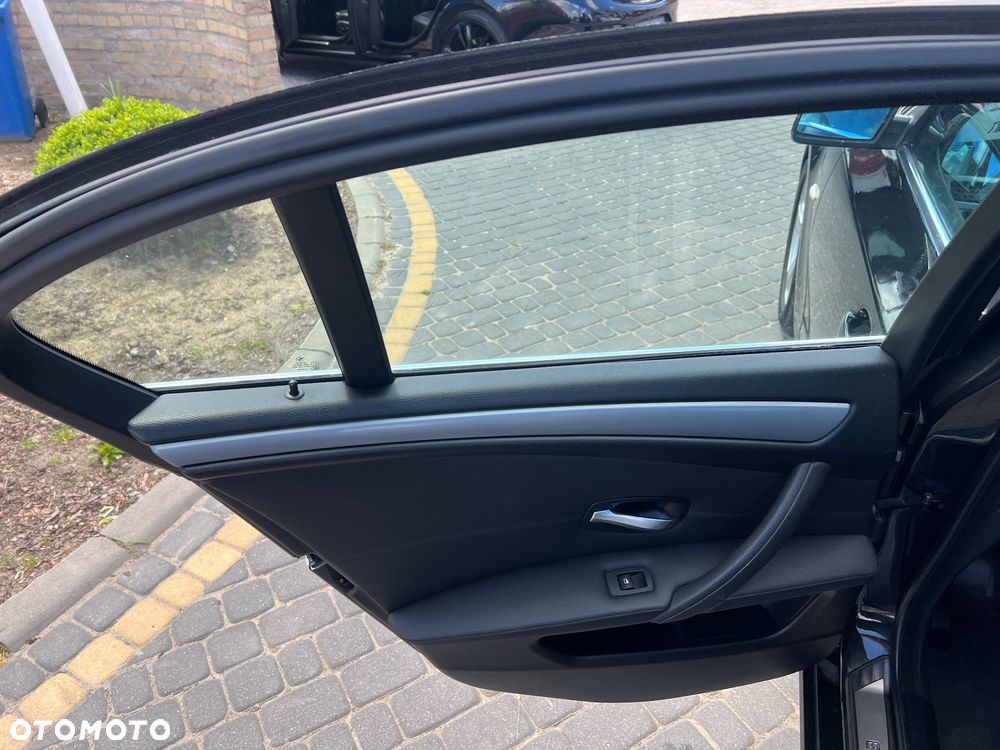 BMW Seria 5 - 21