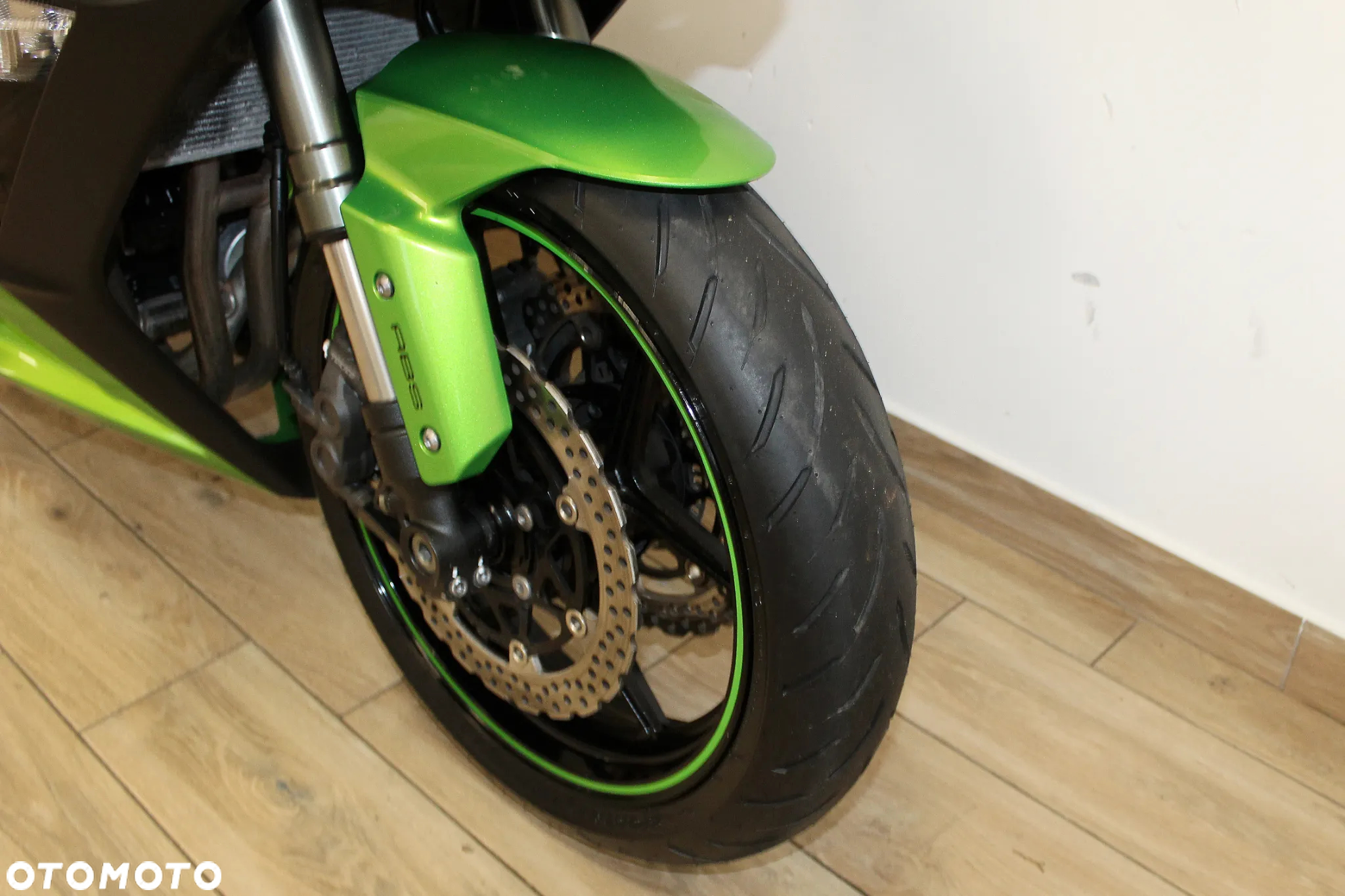 Kawasaki Ninja 1000 SX - 8