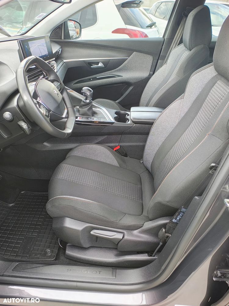 Peugeot 3008 PureTech 130 Stop & Start GPF Active Business-Paket - 24