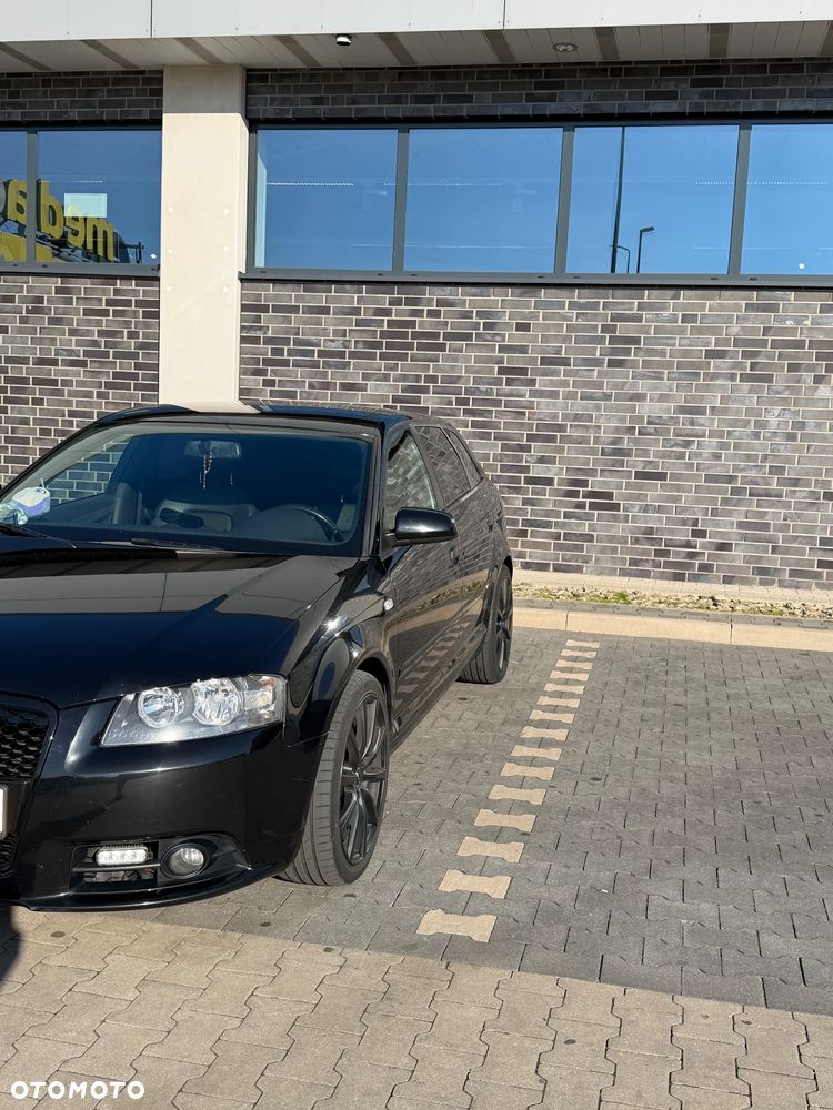 Audi A3 Sportback - 3