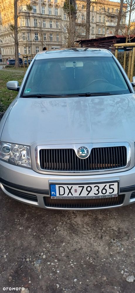 Skoda Superb 2.0 - 1
