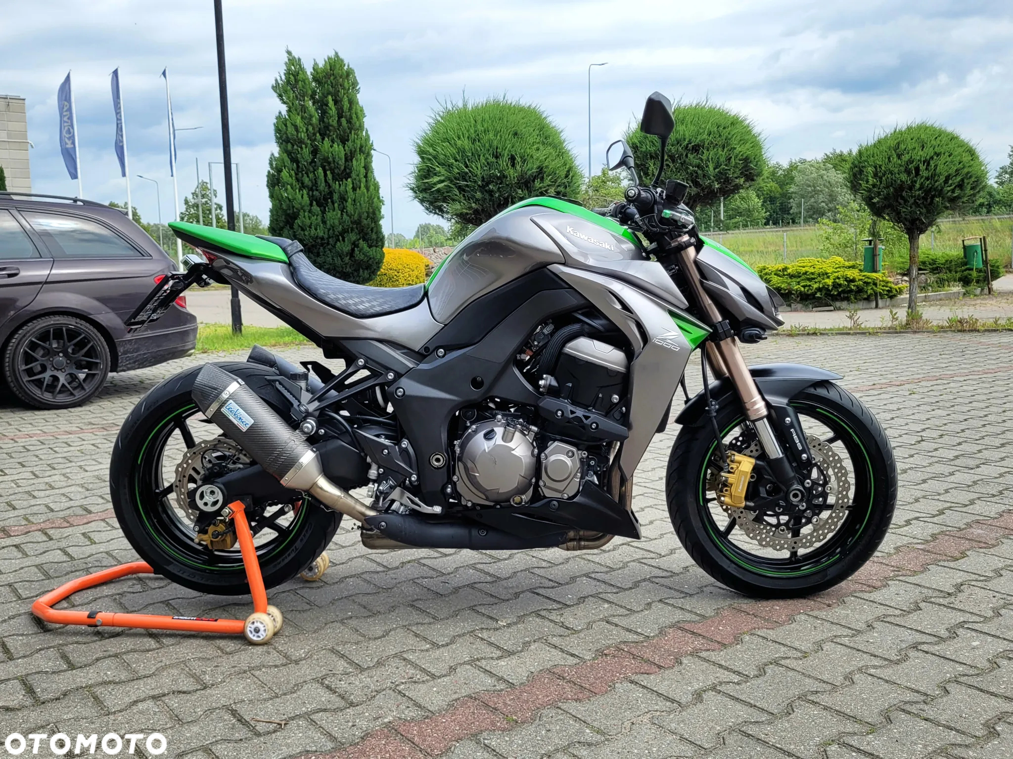 Kawasaki Z - 8