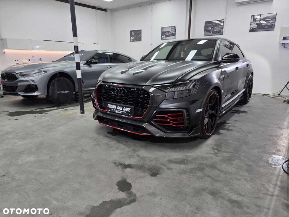 Audi RS Q8 - 6