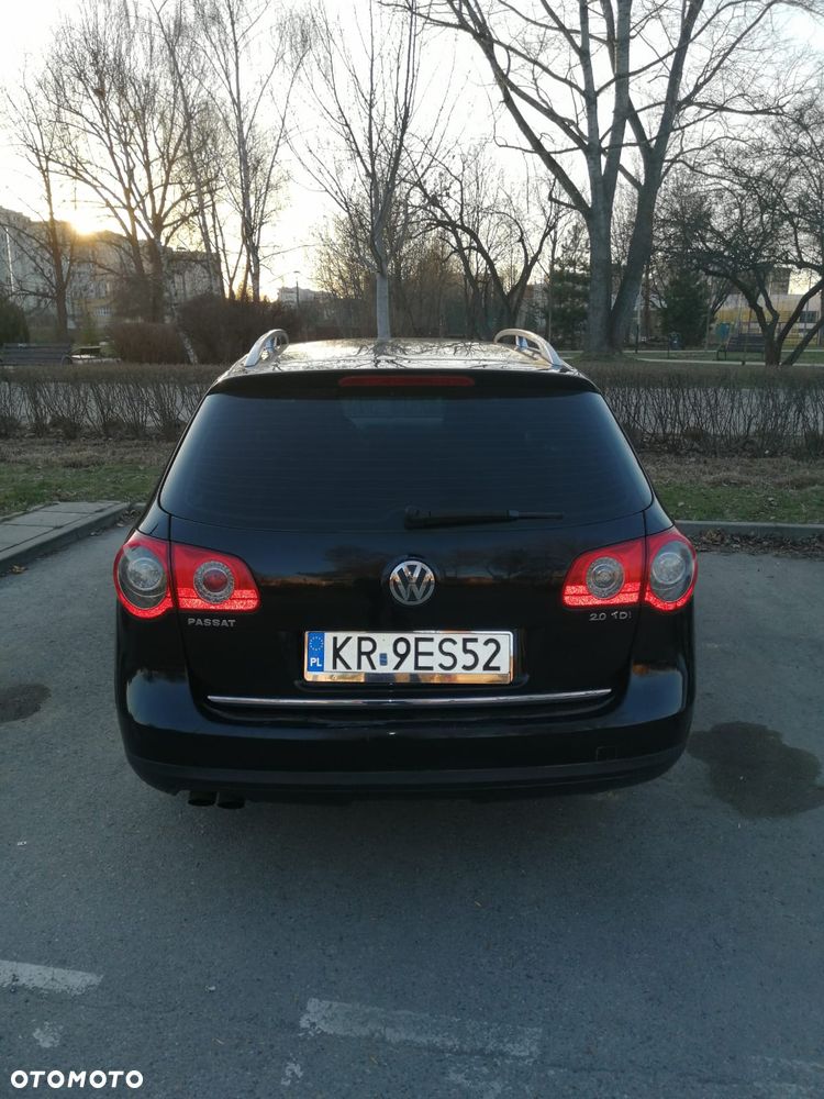 Volkswagen Passat 2.0 TDI Individual - 7