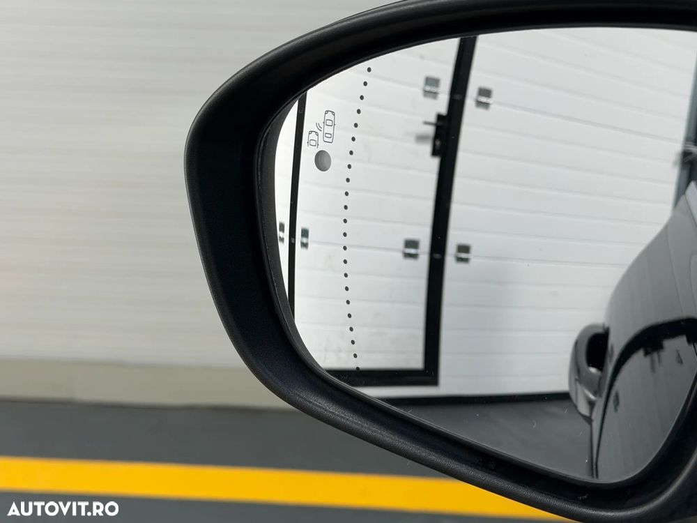 Renault Arkana E-TECH 145 INTENS - 17