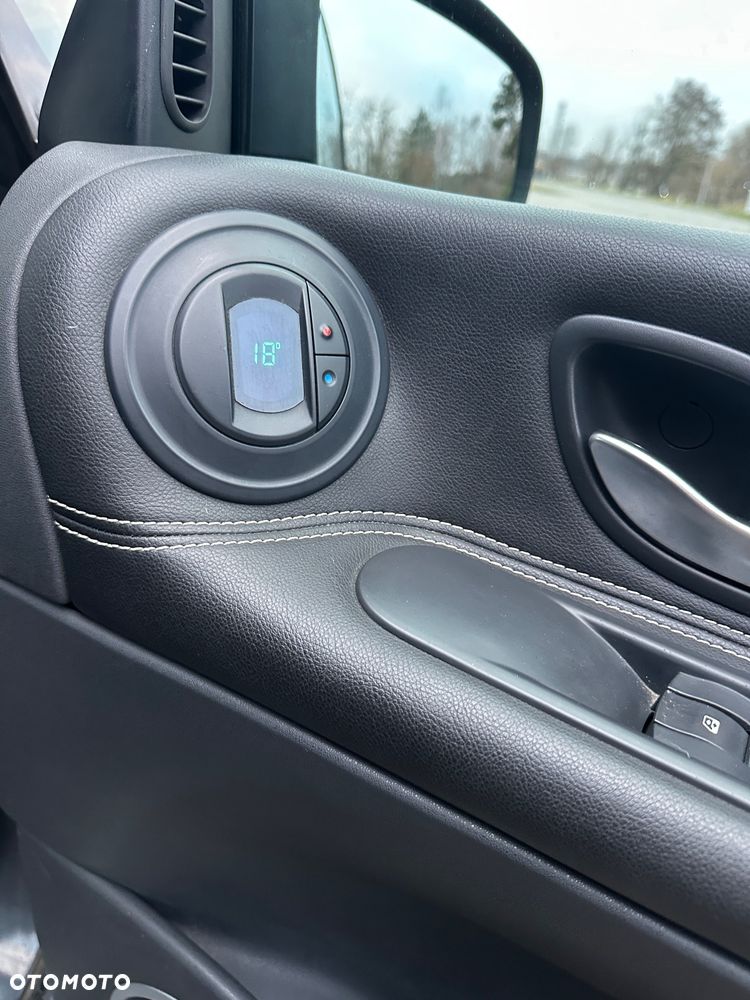 Renault Espace 2.0 dCi 150 FAP Edition 25th - 27