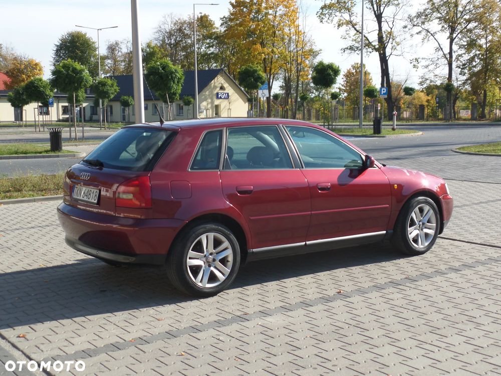 Audi A3 Sportback - 4