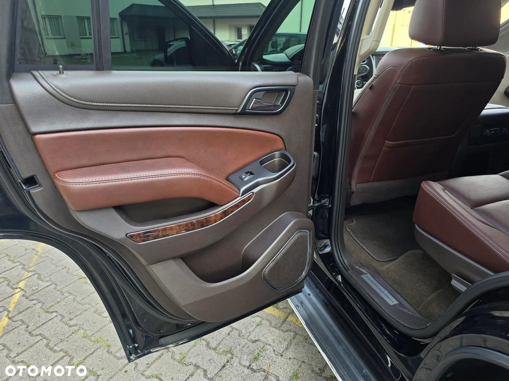 Chevrolet Tahoe - 27