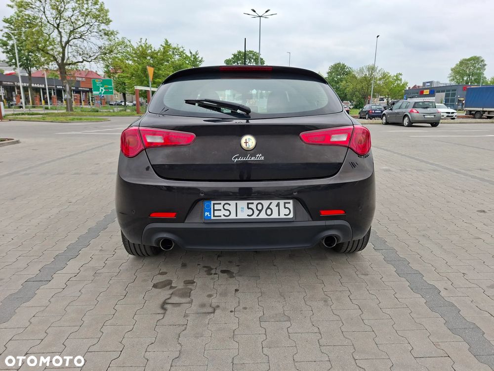 Alfa Romeo Giulietta 2.0 JTDM Distinctive TCT - 8