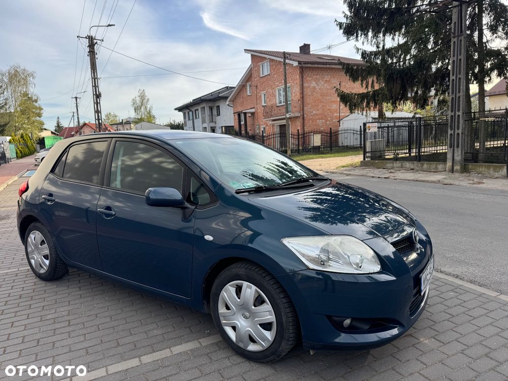 Toyota Auris 1.6 Prestige - 2