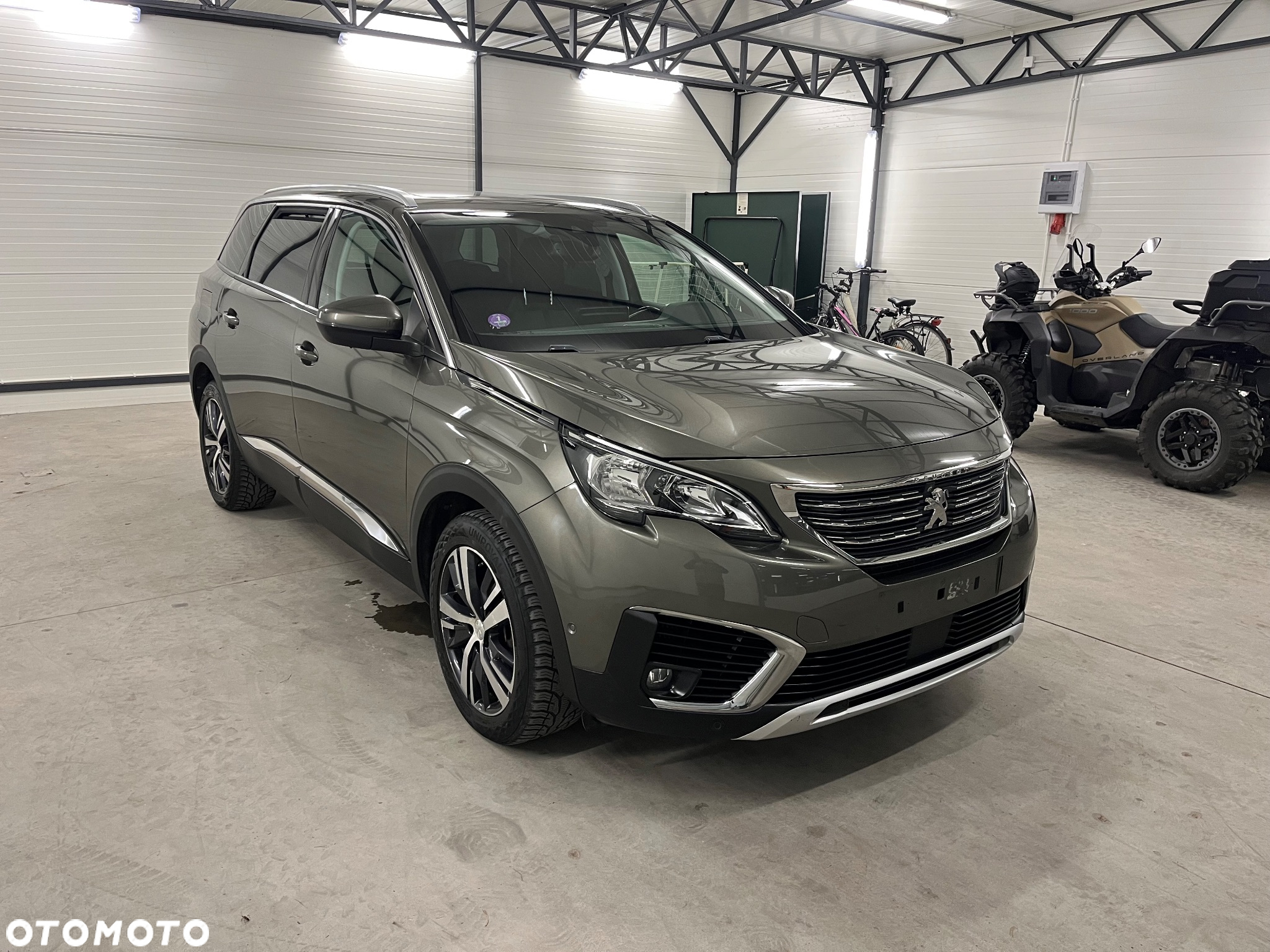 Peugeot 5008 PureTech 130 EAT8 Stop & Start Allure Business-Paket - 10