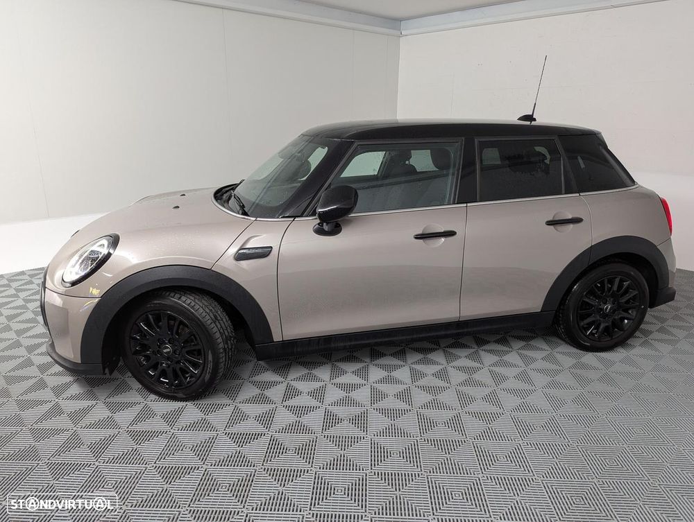MINI 5 Portas Cooper Sport Edition - 30