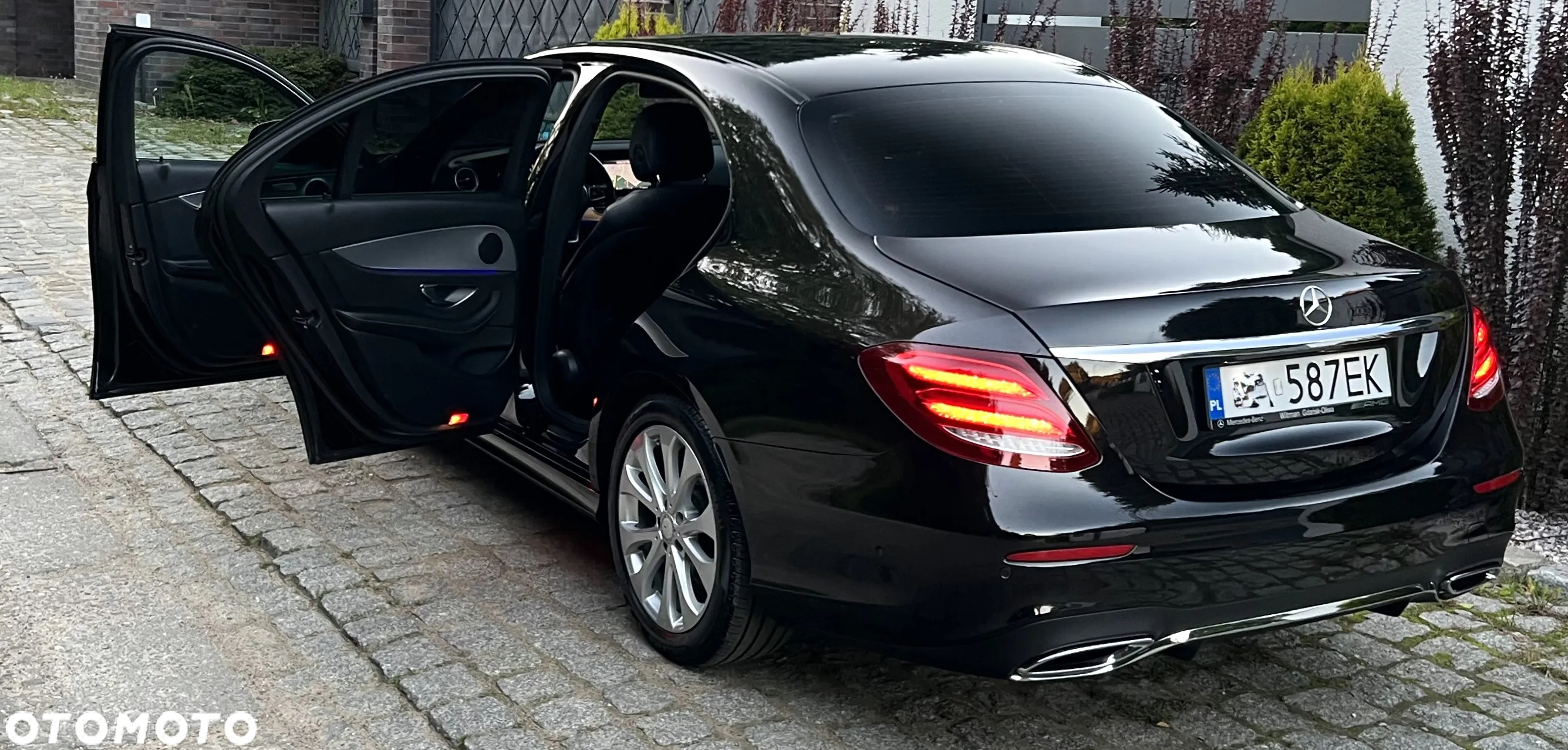 Mercedes-Benz Klasa E 220 d Business Edition 9G-TRONIC - 9