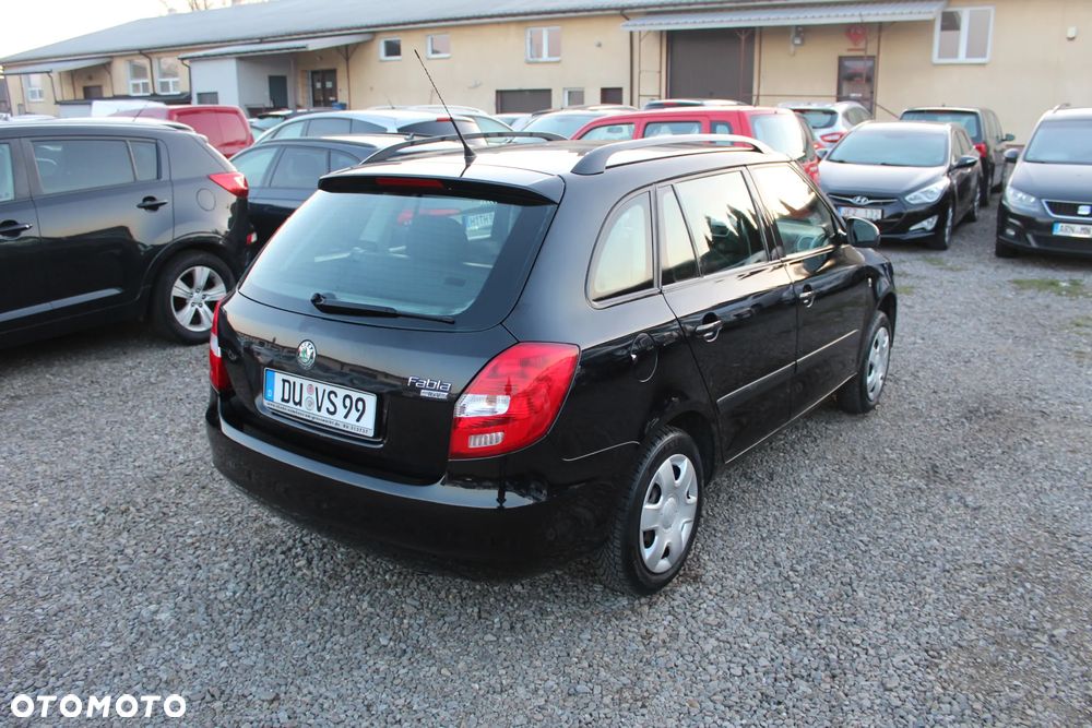 Skoda Fabia 1.4 16V Ambiente - 4