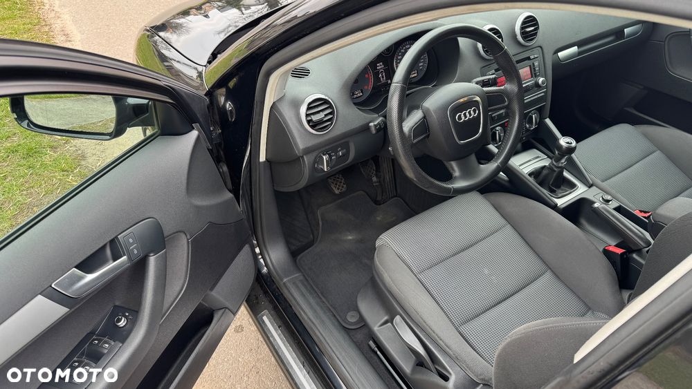 Audi A3 Sportback 2.0 TDI DPF Ambition - 10