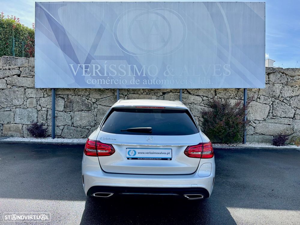 Mercedes-Benz C 300 - 12
