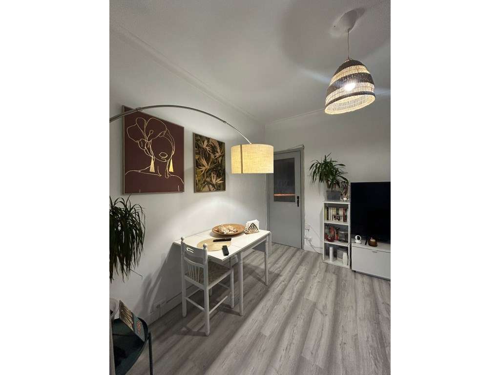 T3 com Terraço no centro de Queluz - Grande imagem: 2/16