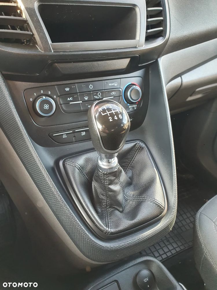 Ford Connect - 34