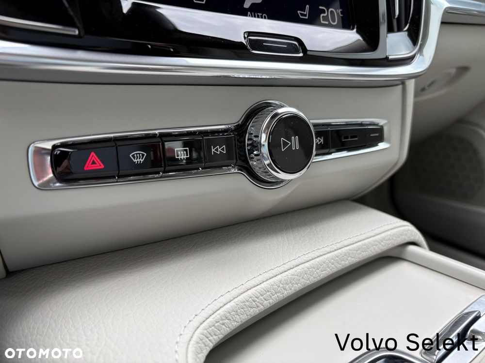 Volvo S90 - 13