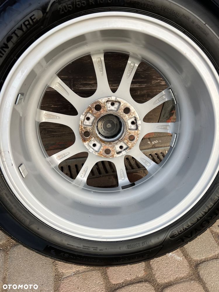 BMW Seria 1 - 33
