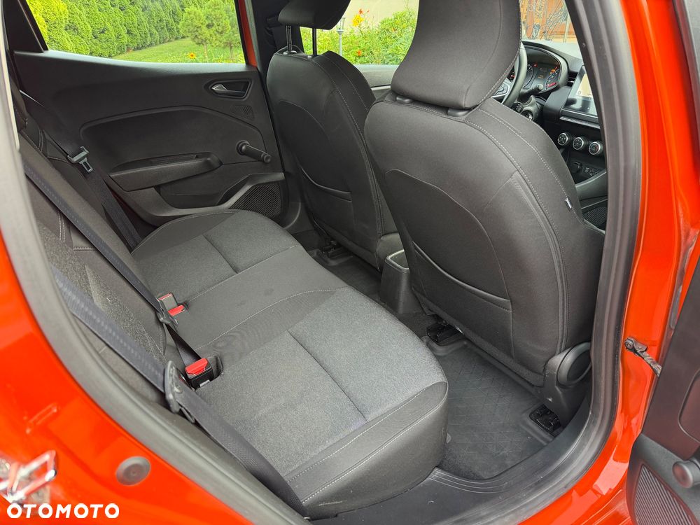 Renault Clio TCe 100 EXPERIENCE - 21