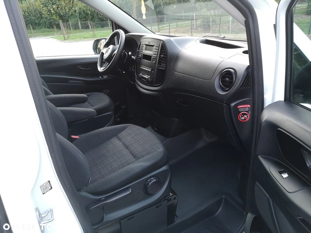 Mercedes-Benz Vito - 38