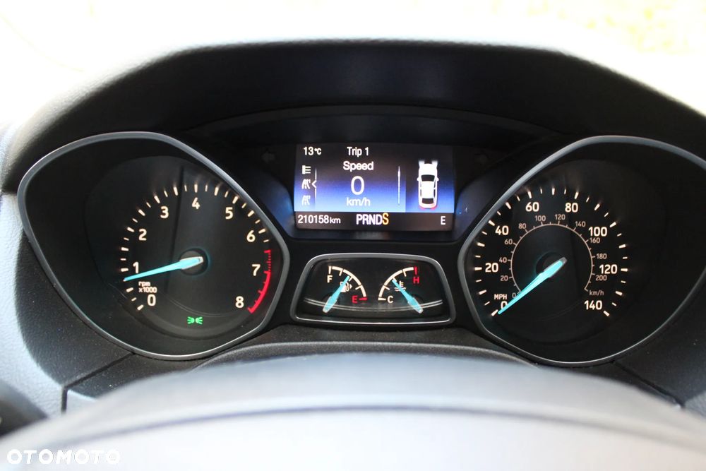 Ford Focus - 23
