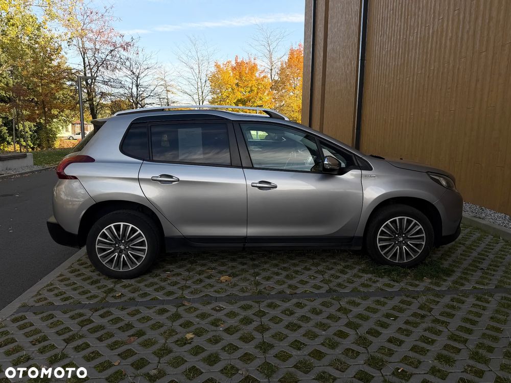 Peugeot 2008 2017 photo 4