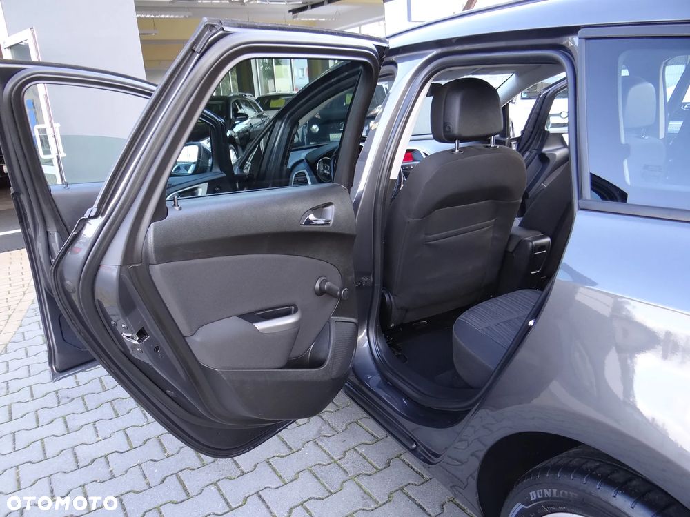 Opel Astra - 38