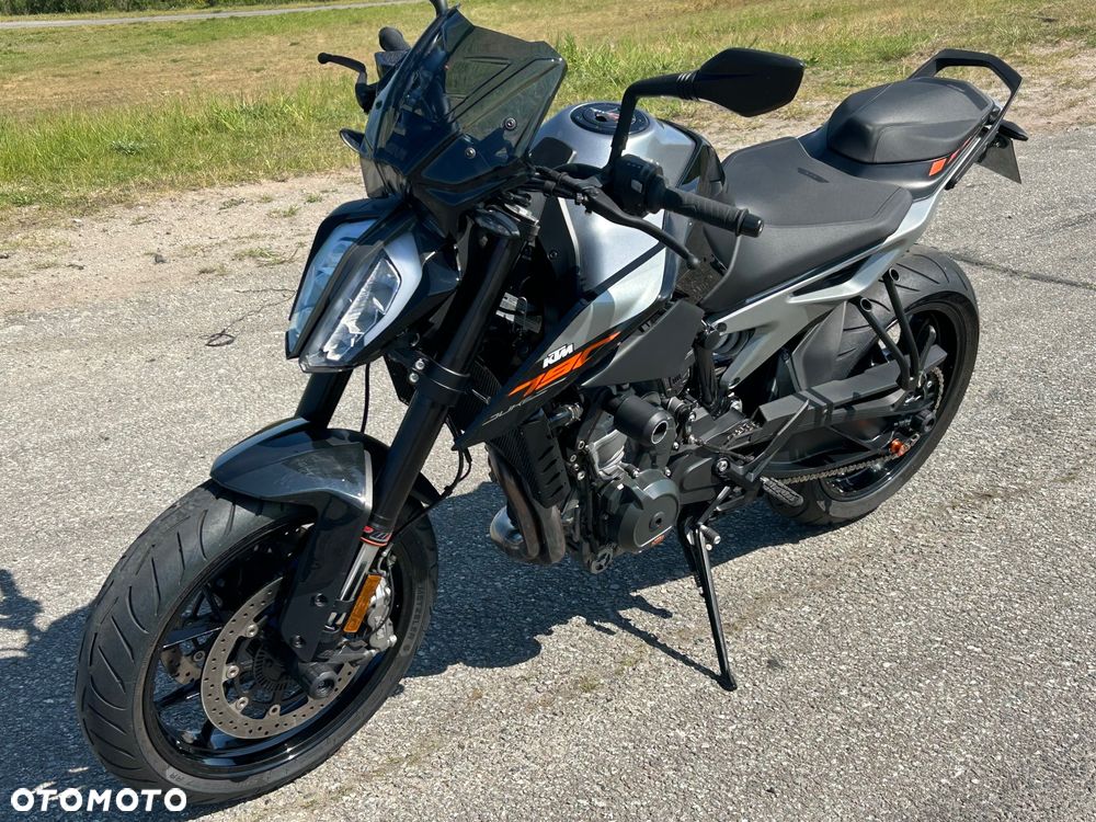 KTM Duke 790 - 9