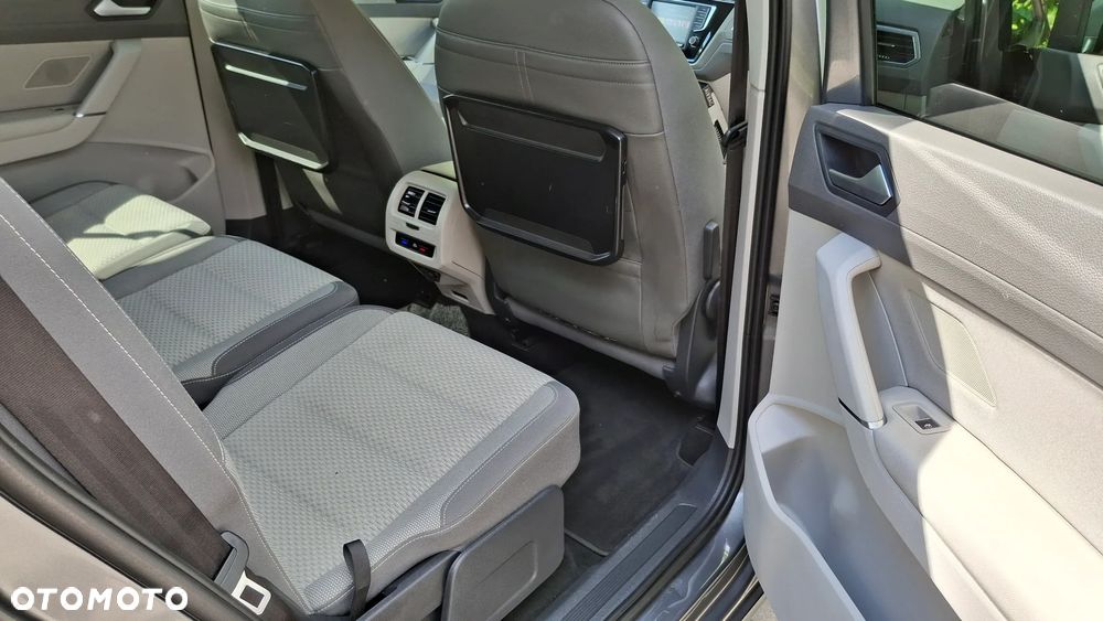 Volkswagen Touran 1.6 TDI SCR (BlueMotion Technology) DSG Comfortline - 14