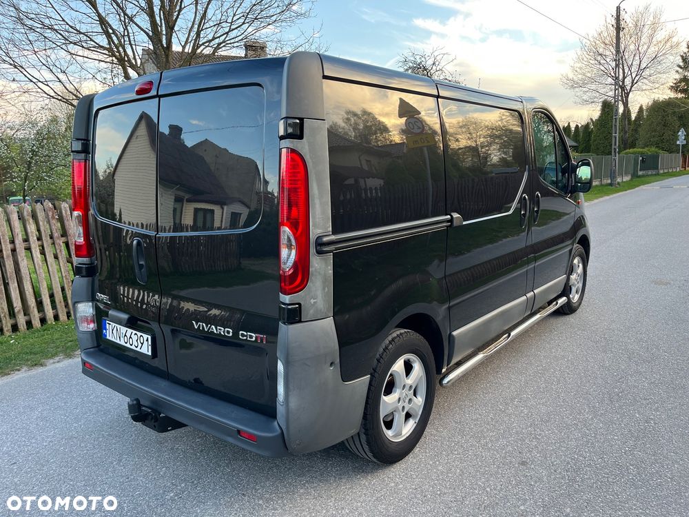 Opel VIVARO - 11