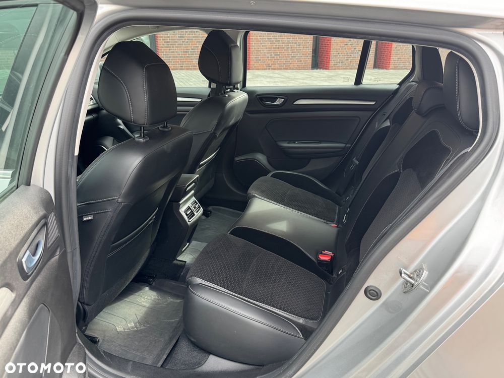 Renault Megane 1.5 Blue dCi Intens - 15