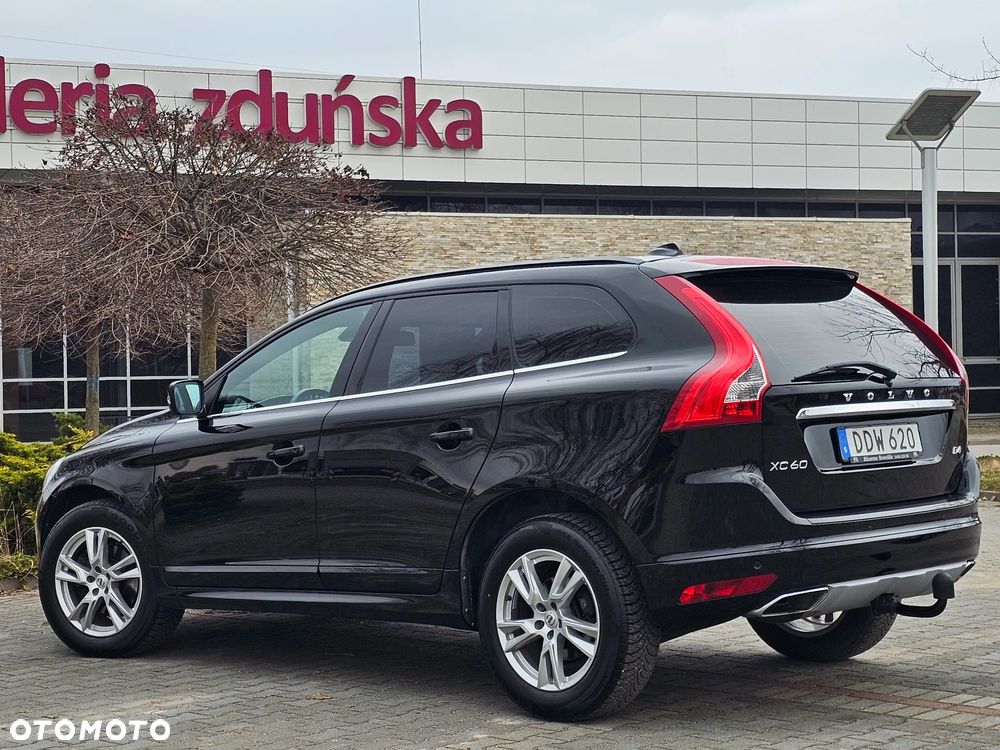 Volvo XC 60 D4 Momentum - 16
