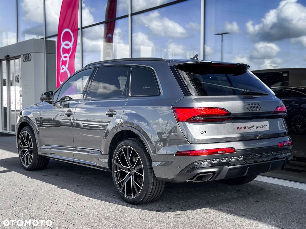 Audi Q7 - 7