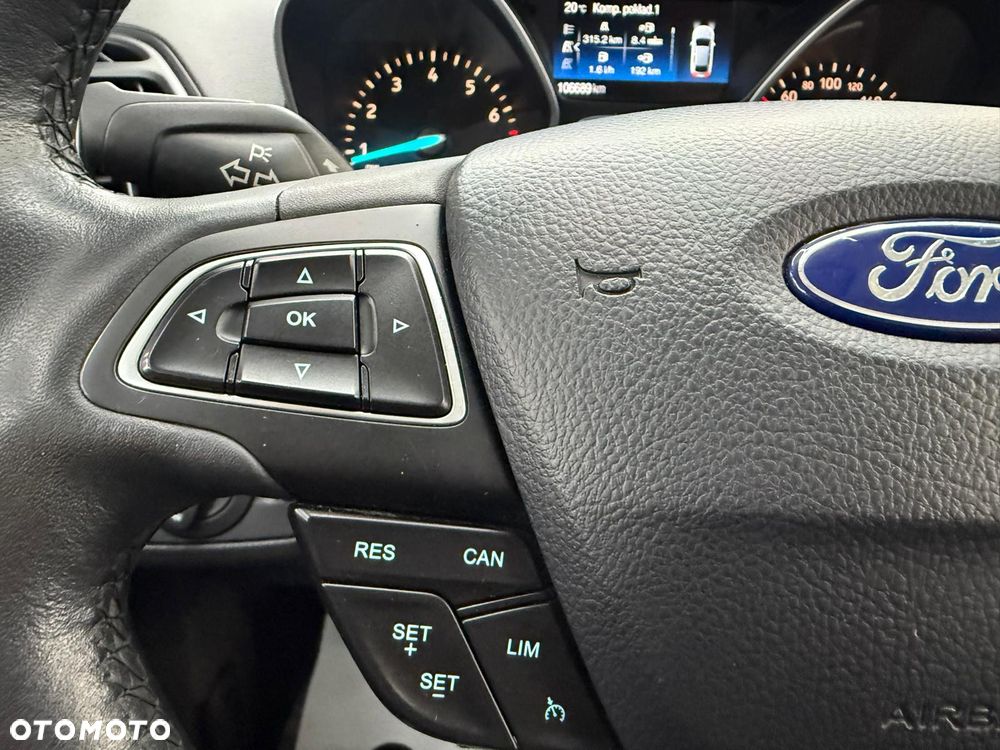 Ford Kuga 1.5 EcoBoost 2x4 Titanium - 15