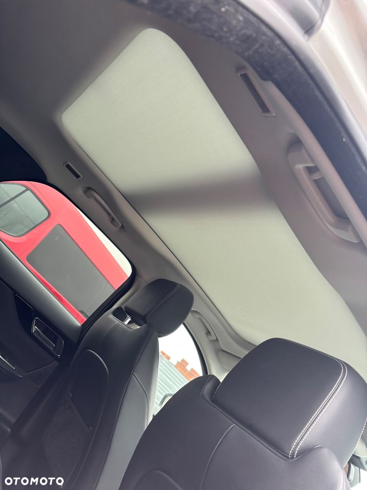 Jaguar F-Pace 20d R-Sport - 16