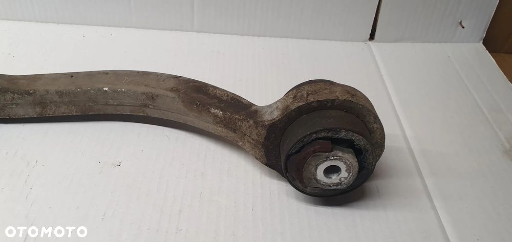 Wahacz lewy przód przedni Audi A4 B6 - 4