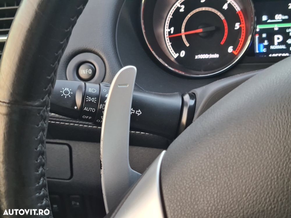 Peugeot 4007 2.2 HDI Premium - 21