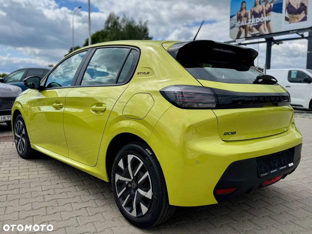 Peugeot 208 1.2 PureTech Style S&S - 6