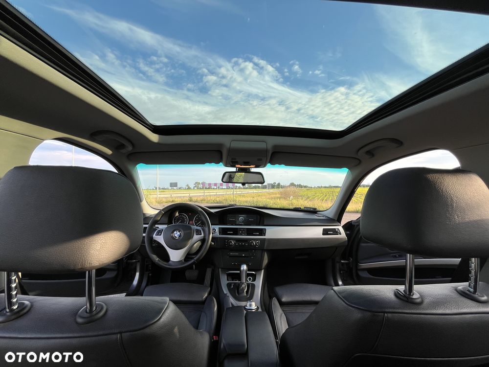 BMW Seria 3 325i - 11