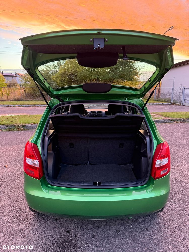 Skoda Fabia - 25