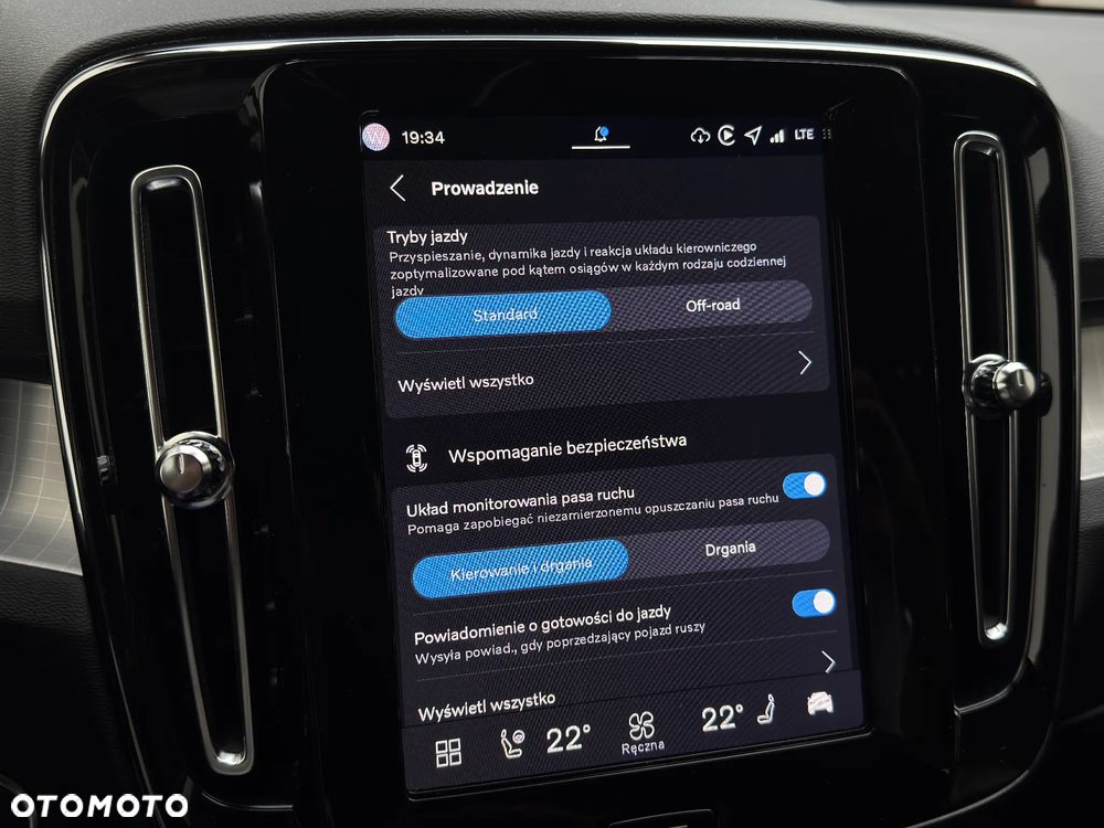 Volvo XC 40 B3 B DKG Plus Dark - 36