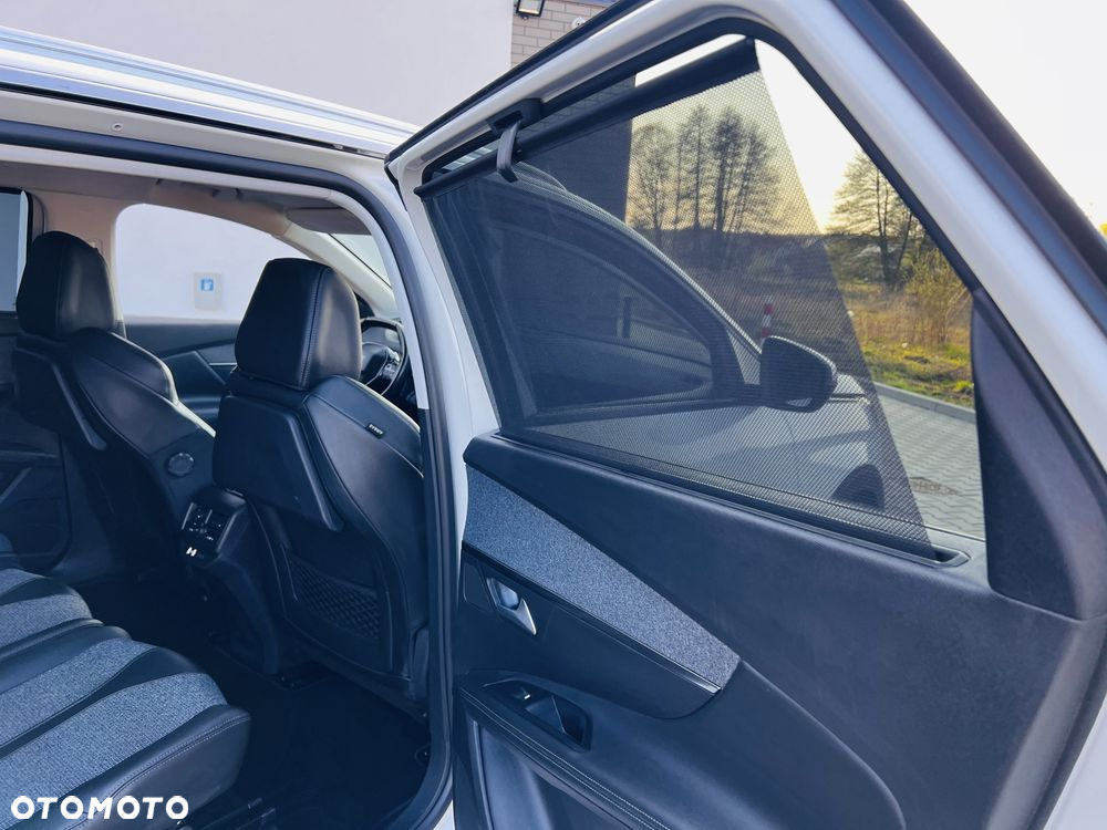Peugeot 5008 BlueHDI 130 EAT8 Allure - 16