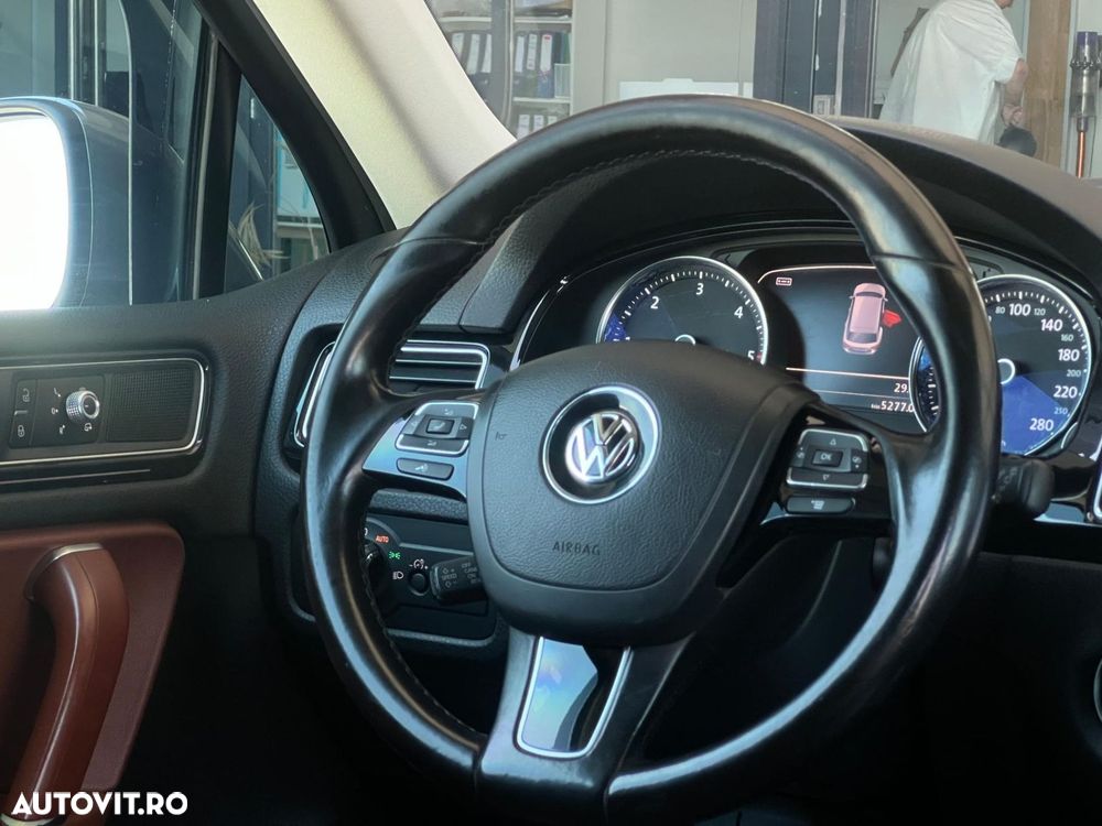 Volkswagen Touareg - 10