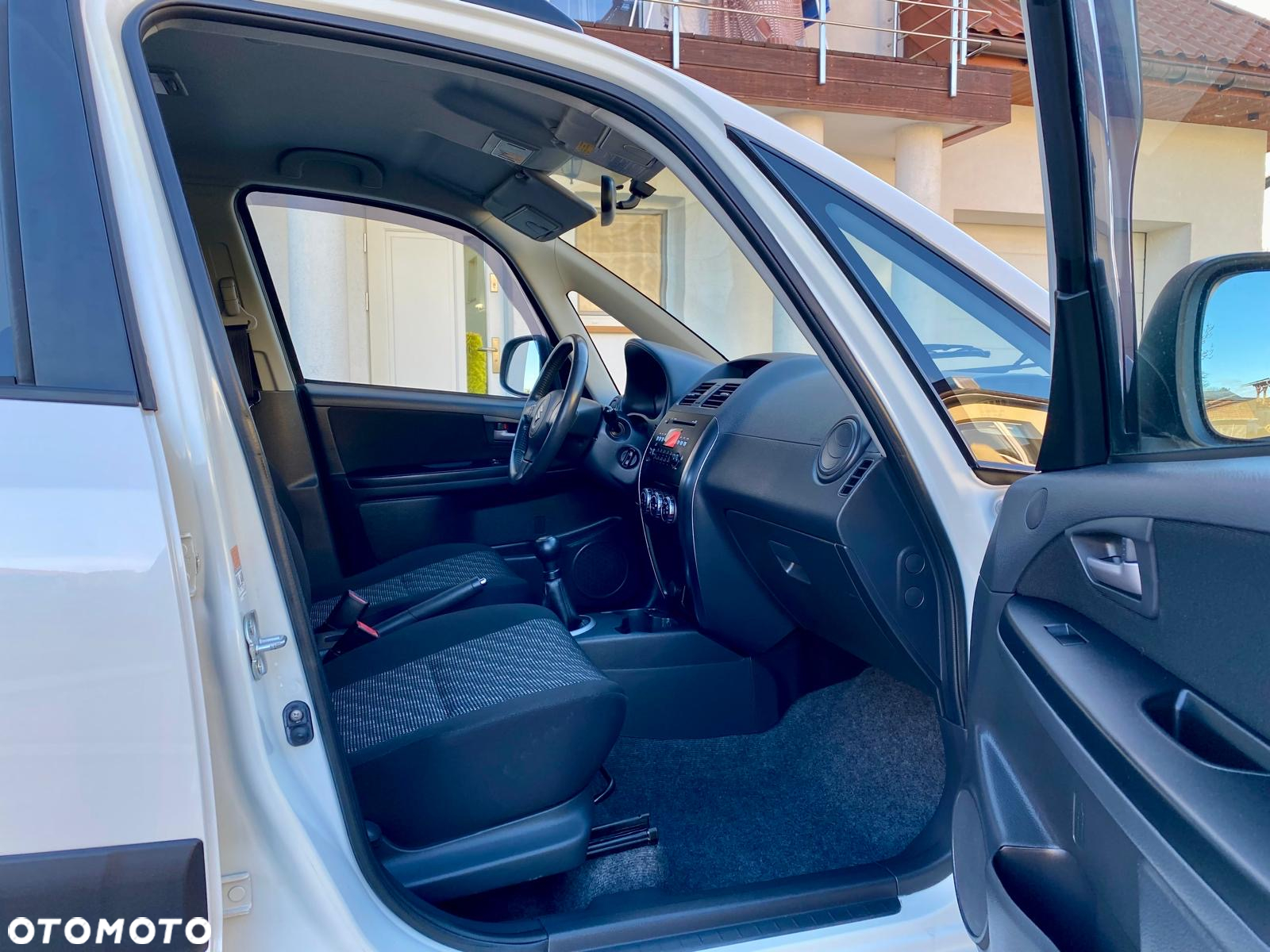 Suzuki SX4 1.6 VVT 4x2 Comfort Dance - 17