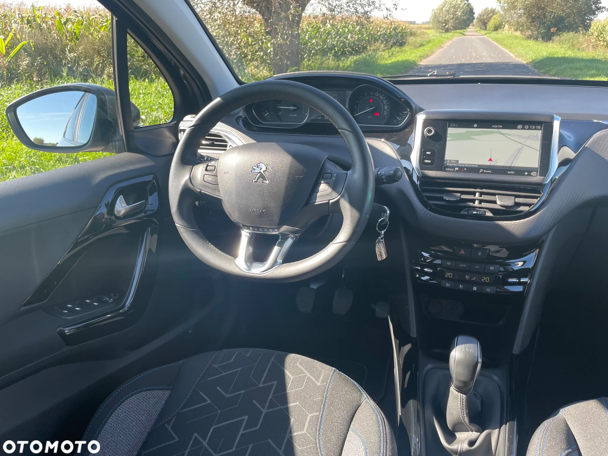 Peugeot 2008 1.2 Pure Tech Access - 26