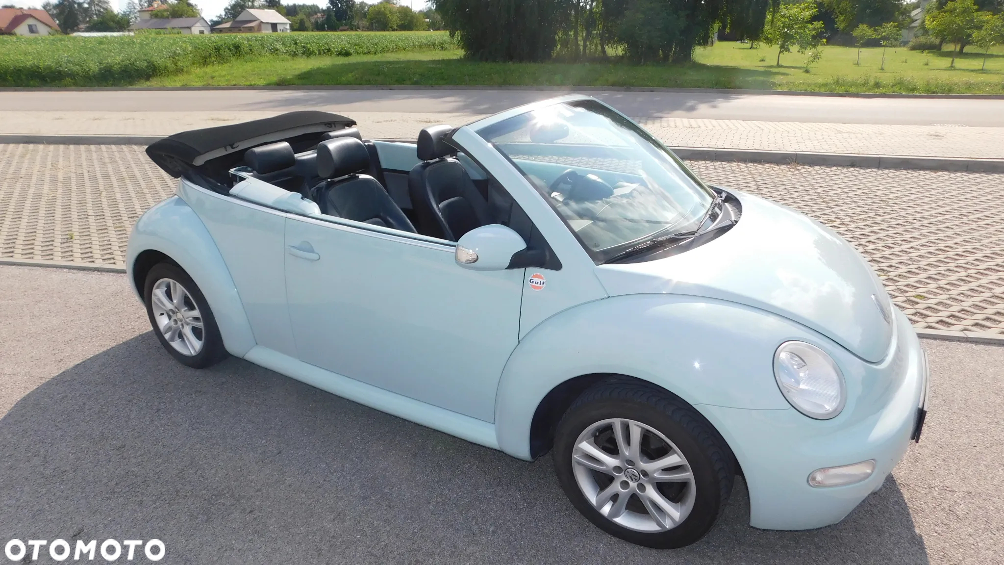 Volkswagen New Beetle Cabriolet 2.0 - 21