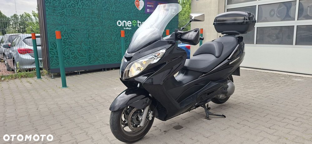 Suzuki Burgman - 3