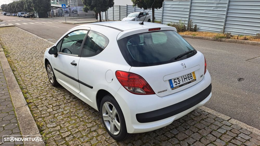 Peugeot 207 1.4 HDi Urban - 5